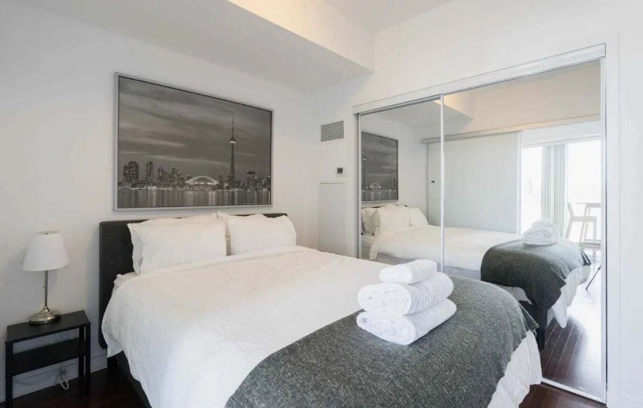 Heart Of Downtown Condo Close To Cn Tower Toronto 0*,